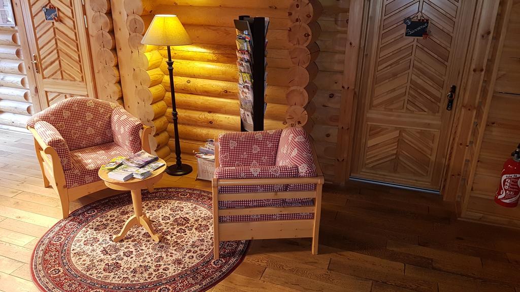 Hotel Residence Le Pin Sylvestre แอมเนวีล ภายนอก รูปภาพ